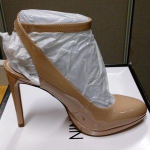Nine West Natural Patent Leather Sling Backs 7.5